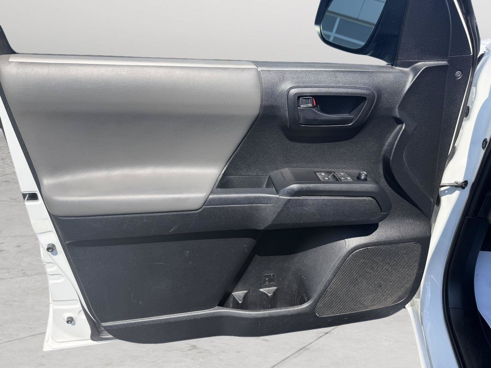 Used 2023 Toyota Tacoma SR RWD image 10
