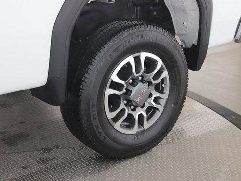 Used 2024 GMC Sierra 3500 SLE w/ SLE Convenience Package image 14