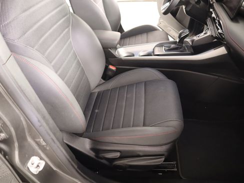 Used 2024 Dodge Hornet GT image 12