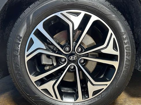Used 2019 Hyundai Santa Fe Limited FWD image 52