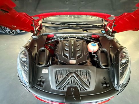 Used 2017 Porsche Macan GTS w/ Premium Package Plus image 44