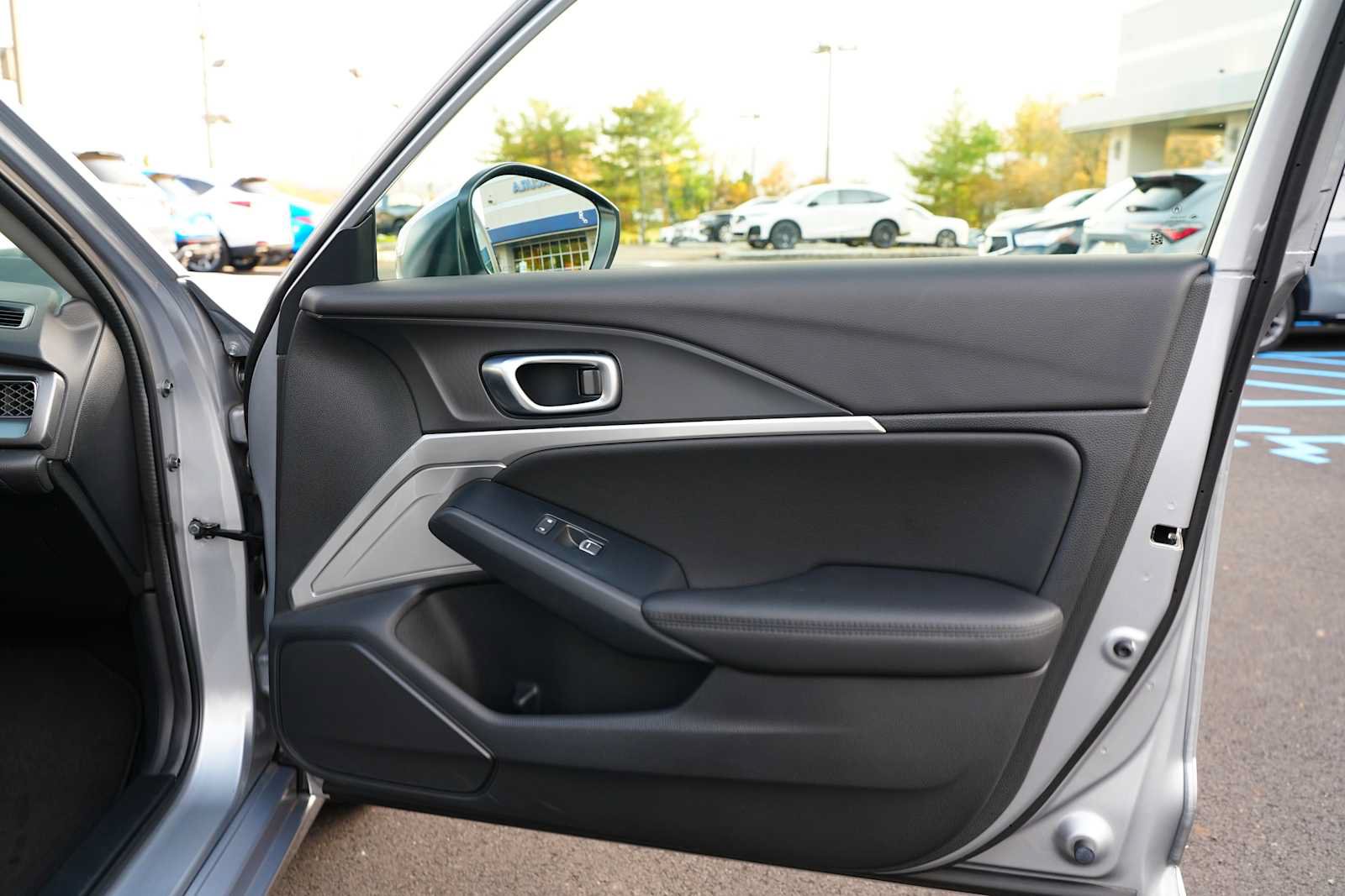Used 2024 Acura Integra FWD image 30
