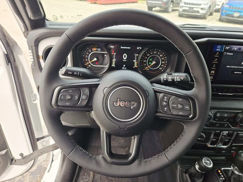 Certified 2025 Jeep Wrangler Unlimited Sport AWD/4WD image 23