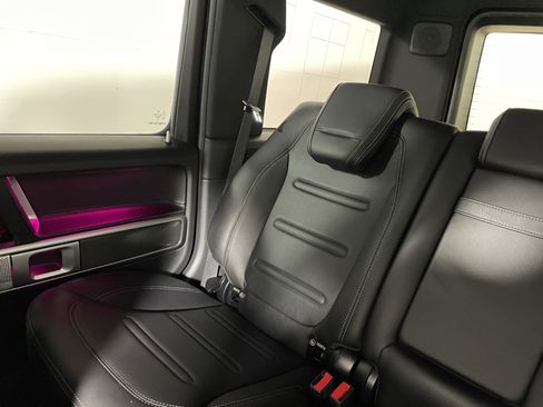 Used 2022 Mercedes-Benz G 550 G 550 image 13