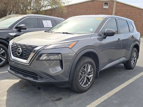 Used 2021 Nissan Rogue S image 3