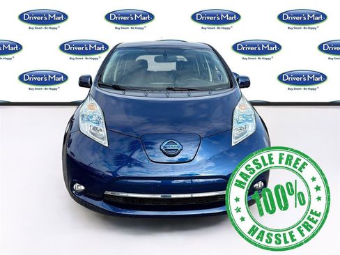 Used 2017 Nissan Leaf SL w/ Premium Package FWD image 2