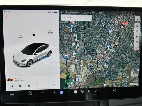 Used 2021 Tesla Model 3 Standard Range Plus RWD image 19