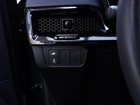 Used 2024 Honda CR-V Sport Touring image 16