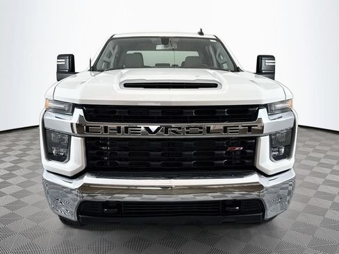 Used 2023 Chevrolet Silverado 2500 LT AWD/4WD image 2