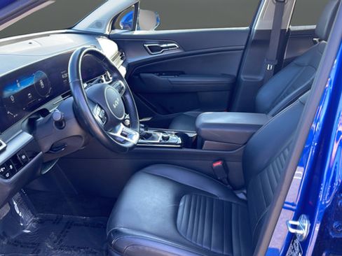 Certified 2023 Kia Sportage SX AWD/4WD image 9