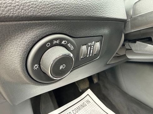 Used 2018 Jeep Compass Latitude w/ Popular Equipment Group AWD/4WD image 22