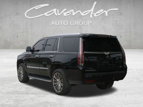 Used 2020 Cadillac Escalade Luxury image 5