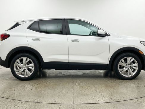 Used 2025 Buick Encore GX Preferred AWD/4WD image 11