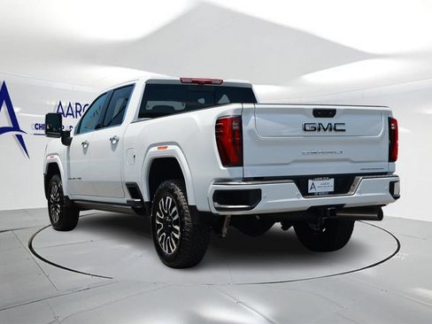Used 2026 GMC Sierra 3500 Denali Ultimate AWD/4WD image 2