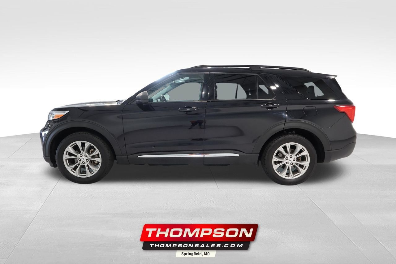 Used 2022 Ford Explorer XLT w/ Equipment Group 202A AWD/4WD image 1
