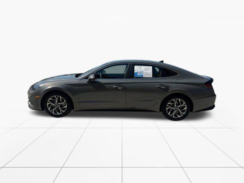 Used 2023 Hyundai Sonata SEL FWD image 4