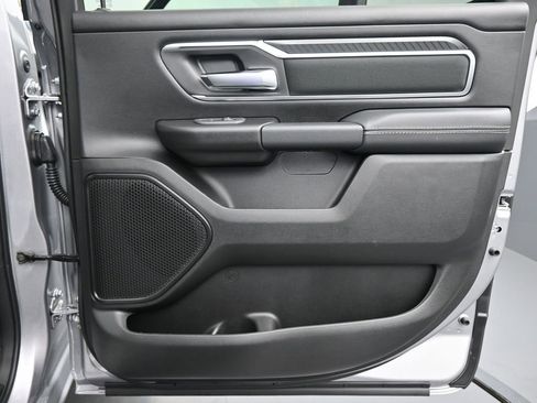 New 2026 RAM 1500 4x4 Crew Cab image 16