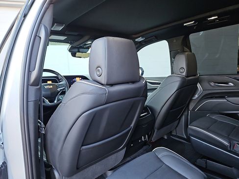 Certified 2023 Cadillac Escalade Sport w/ LPO, ONYX Package image 7