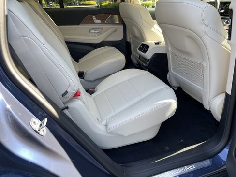 New 2026 Mercedes-Benz GLS 450 GLS 450 4MATIC SUV image 42