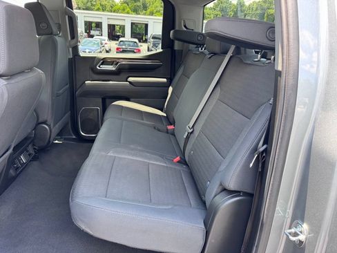 Used 2024 Chevrolet Silverado 1500 LT AWD/4WD image 29