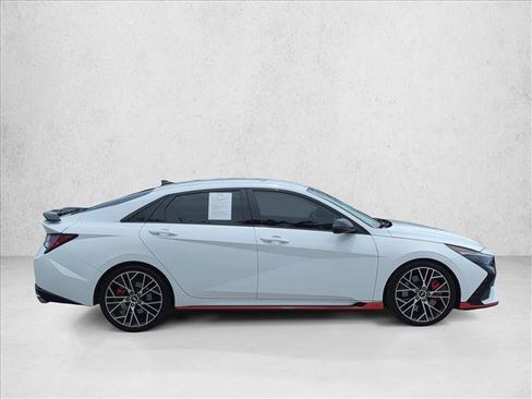 Used 2022 Hyundai Elantra N FWD image 4