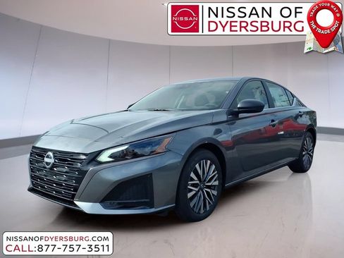 New 2026 Nissan Altima 2.5 SV FWD image 7