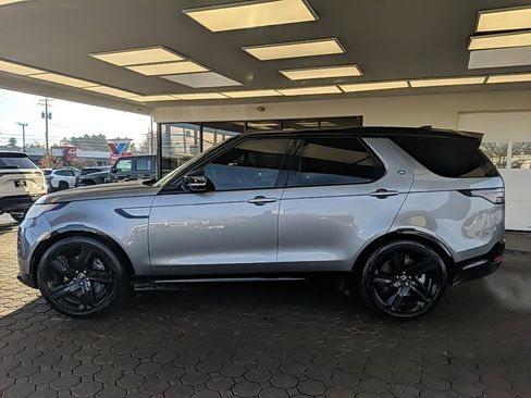 Used 2023 Land Rover Discovery HSE R-Dynamic image 11