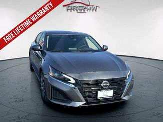 Certified 2023 Nissan Altima 2.5 SV image 1