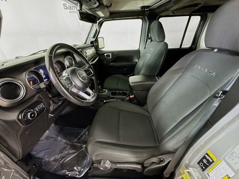 Used 2020 Jeep Wrangler Unlimited Sahara AWD/4WD image 21
