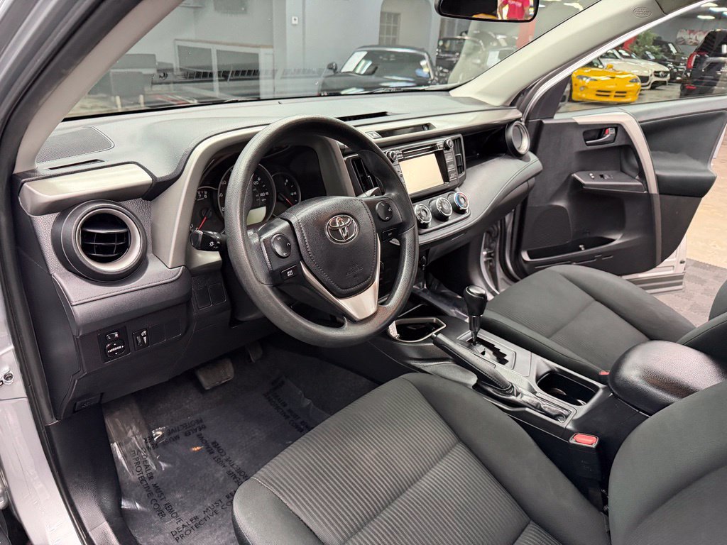 Used 2016 Toyota RAV4 LE FWD image 35