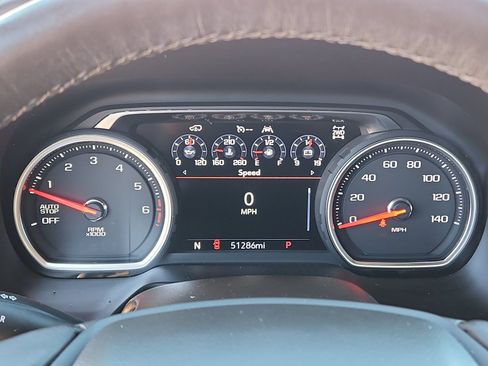 Used 2021 Chevrolet Tahoe Z71 w/ Z71 Off-Road Package image 16