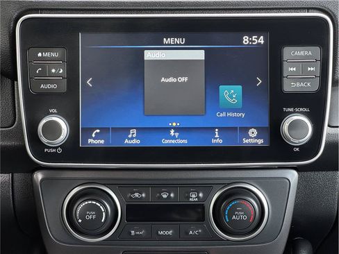 Used 2025 Nissan Leaf S FWD image 24