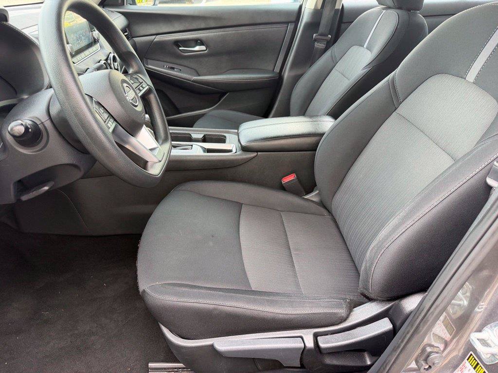 Used 2024 Nissan Sentra SV FWD image 10