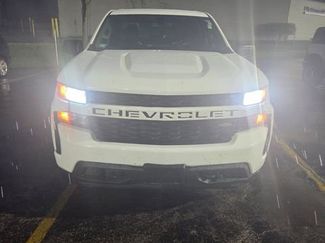 Used 2020 Chevrolet Silverado 1500 Custom w/ Custom Convenience Package AWD/4WD video 3