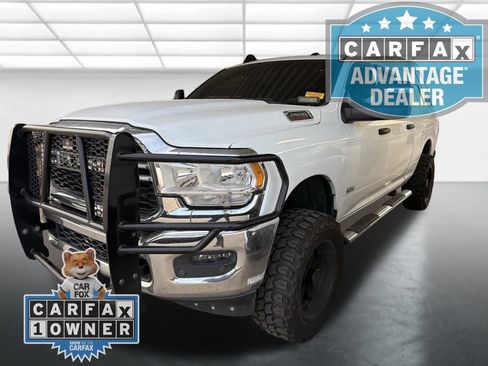 Used 2024 RAM 2500 Tradesman w/ Chrome Appearance Group AWD/4WD image 7