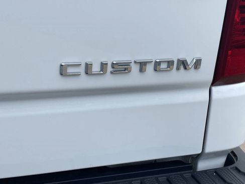Used 2022 Chevrolet Silverado 1500 Custom AWD/4WD image 7