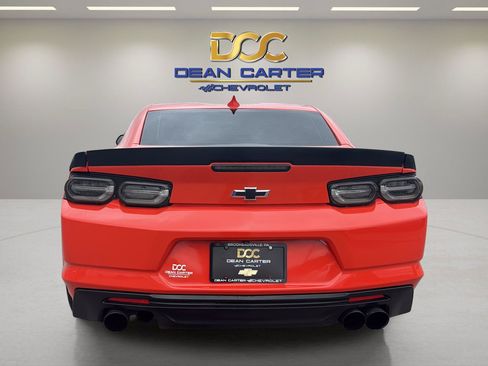 Used 2020 Chevrolet Camaro SS RWD image 4