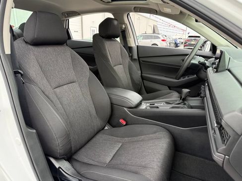 Used 2023 Honda Accord EX image 26