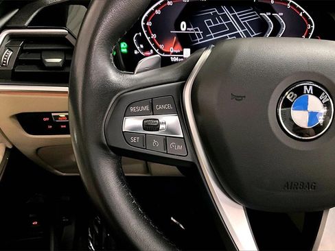 Used 2019 BMW 330i Sedan w/ Driving Assistance Package image 11