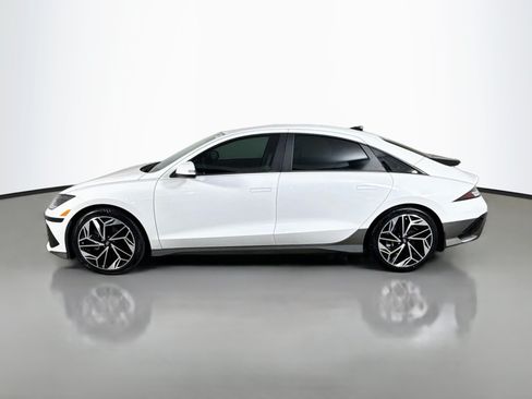 Used 2023 Hyundai Ioniq 6 SEL RWD image 6