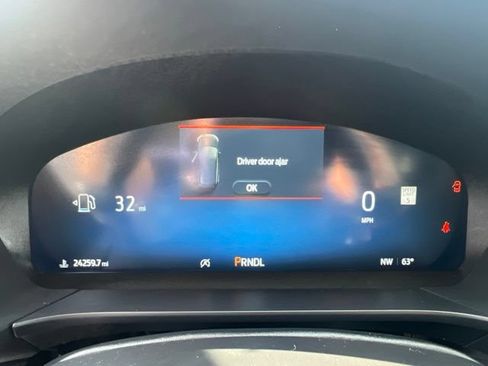 Certified 2023 Ford Escape Platinum AWD/4WD image 26
