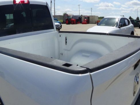 Used 2020 RAM 2500 Tradesman AWD/4WD image 10
