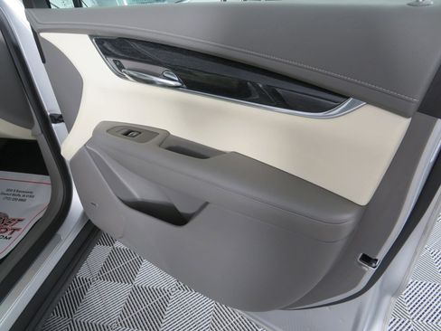 Used 2020 Cadillac XT6 Premium Luxury image 52