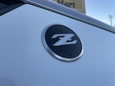Used 2024 Nissan Z Performance w/ Floor Mat Package image 35