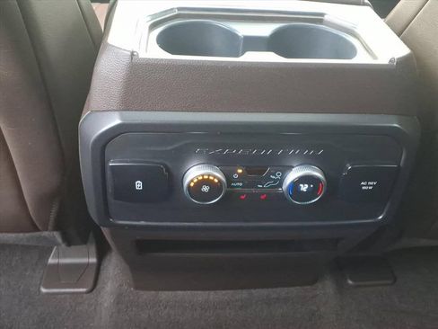 Used 2022 Ford Expedition King Ranch AWD/4WD image 26