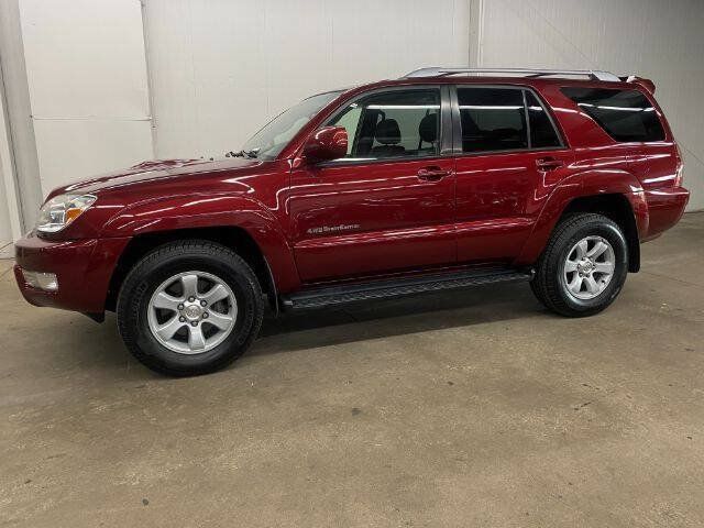Used 2005 Toyota 4Runner SR5 AWD/4WD image 1