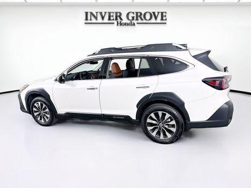 Used 2024 Subaru Outback Touring AWD/4WD image 7