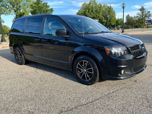 Used 2018 Dodge Grand Caravan GT image 5