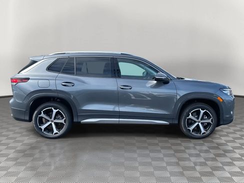 New 2026 Volkswagen Tiguan SE AWD/4WD image 2