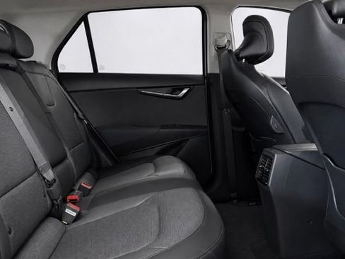 Used 2023 Kia Niro Wave w/ Wave Preserve Package FWD image 18